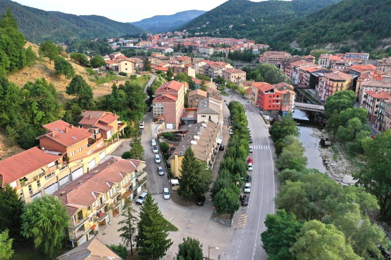 La Trobada Hotel Sport Ripoll Eksteriør bilde