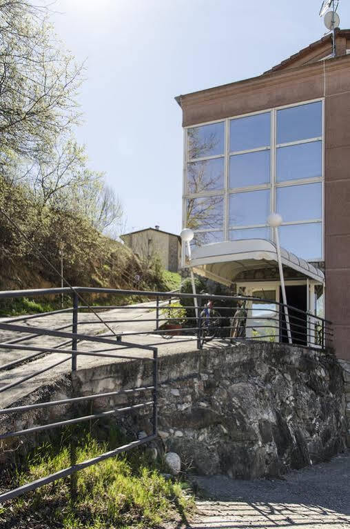La Trobada Hotel Sport Ripoll Eksteriør bilde